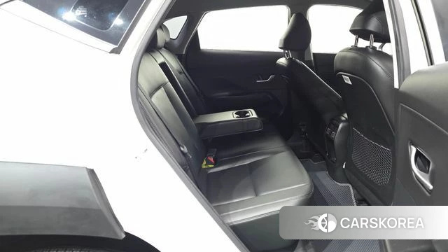 Hyundai Kona (SX2) 2023 Белый из Кореи, фото 3