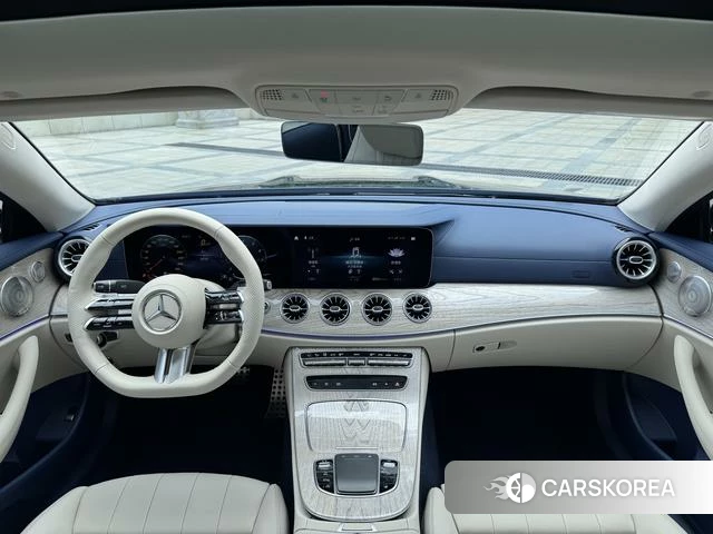 Mercedes-Benz E-Class 2023 Зеленый из Китая, фото 3