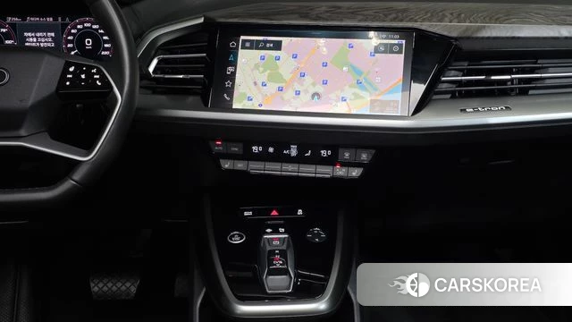 Audi Q4 e-Tron (F4) 2025 Синий из Кореи, фото 3