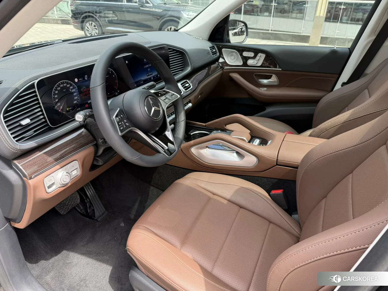 Mercedes-Benz GLE 2024 Черный из Китая, фото 3