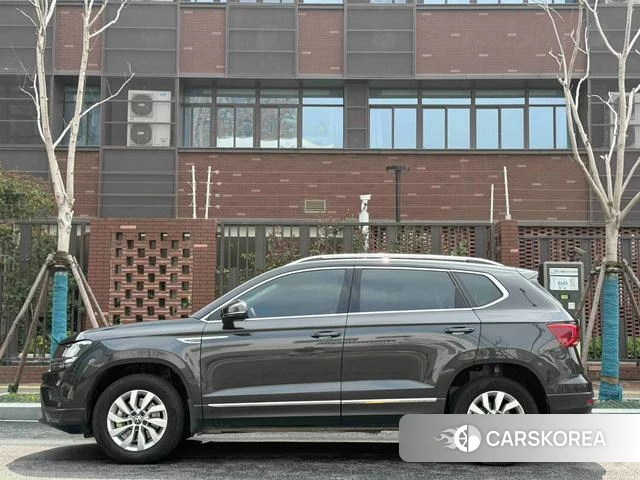 Volkswagen Tharu 2021 Темно-серый из Китая, фото 3