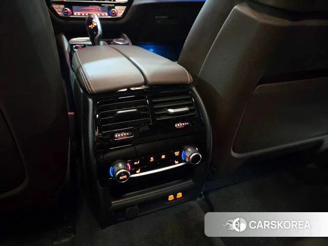 BMW 5 Series (G30) 2022 Черный из Кореи, фото 3