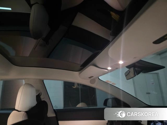 Tesla Model 3 2021 Серый из Кореи, фото 3