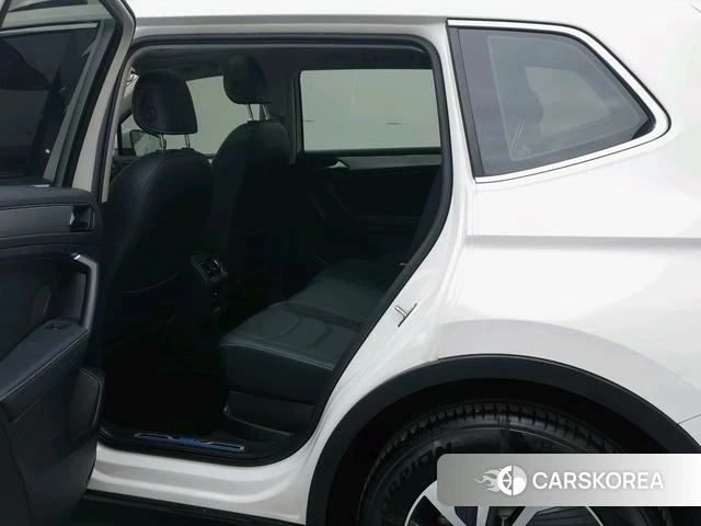 Volkswagen Tiguan L 2021 Белый из Китая, фото 3