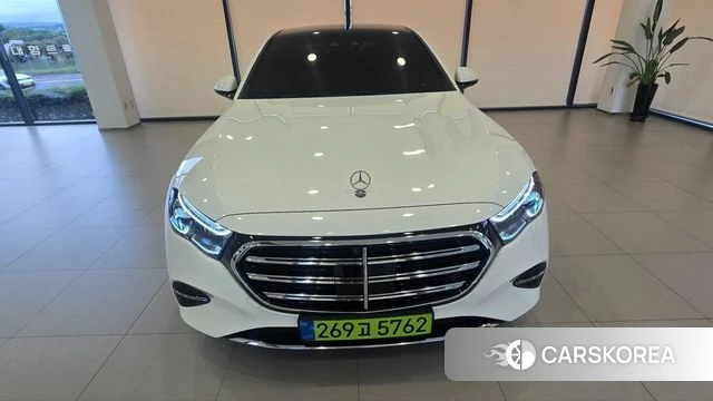 Mercedes-Benz E-Class W214 2026 Белый из Кореи, фото 3
