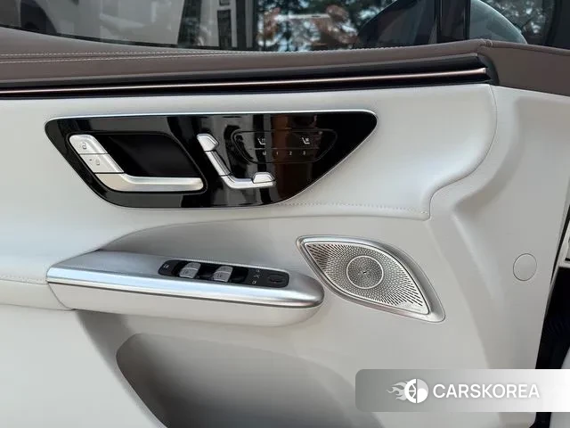 Mercedes-Benz EQE SUV X294 2024 Белый из Кореи, фото 3