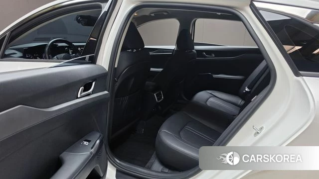 Kia K5 3rd generation 2022 Белый из Кореи, фото 3