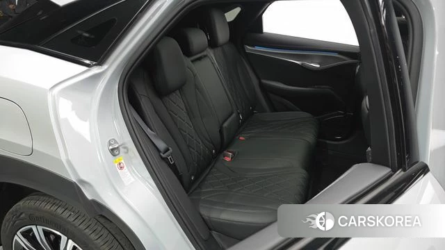 BYD Sea Lion 7 2026 Серебристо-серый из Кореи, фото 3