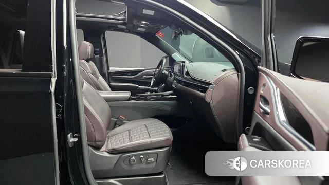 Cadillac Escalade 5th Generation 2024 Черный из Кореи, фото 3