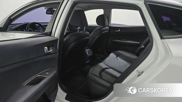 Kia The New K5 2nd generation 2018 Белый из Кореи, фото 3