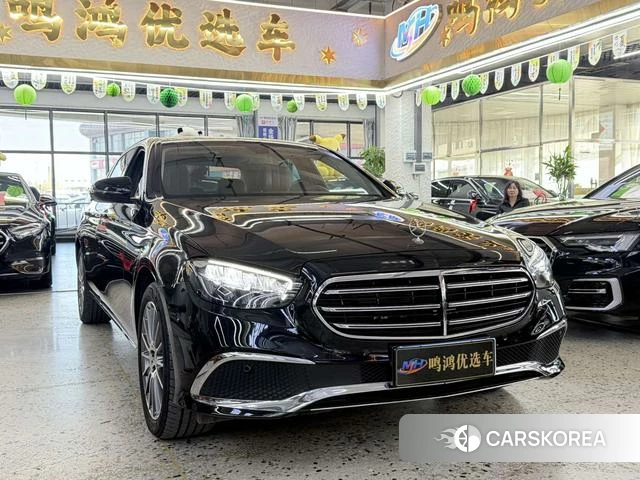 Mercedes-Benz E-Class 2023 Черный из Китая, фото 3