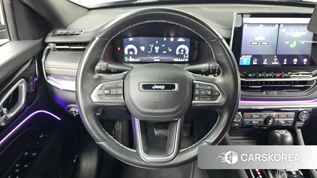 Jeep Compass 2nd Generation 2022 Черный из Кореи, фото 3