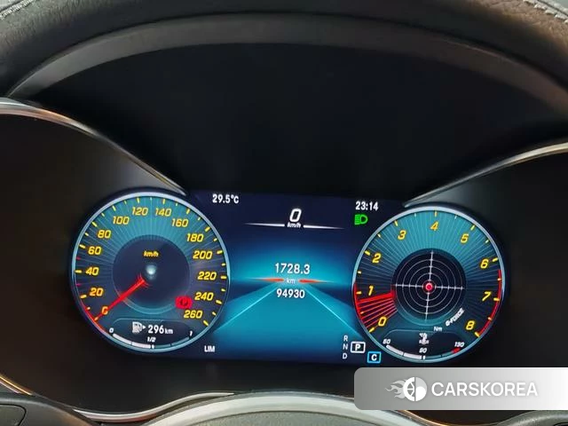 Mercedes-Benz GLC 2021 Белый из Китая, фото 3
