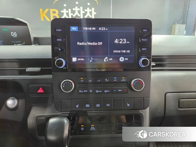 Hyundai Staria 2022 Желтый из Кореи, фото 3