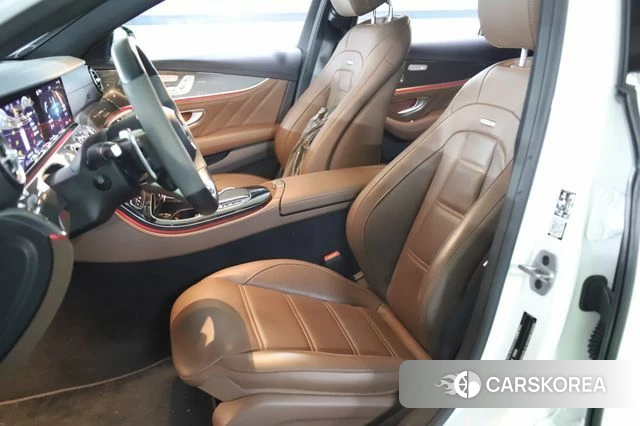 Mercedes-Benz E-Class W213 2021 Белый из Кореи, фото 3