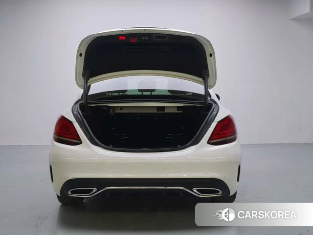 Mercedes-Benz C-class 2021 Белый из Китая, фото 3