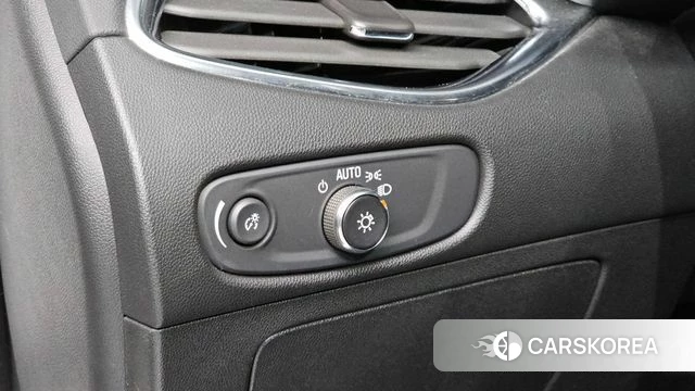 Chevrolet (GM Daewoo) The New Malibu 2022 Белый из Кореи, фото 3