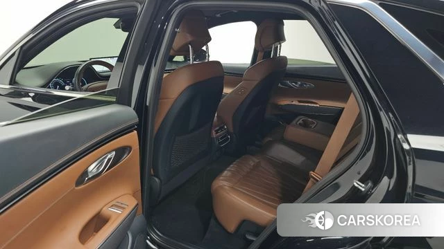 Genesis GV70 2021 Черный из Кореи, фото 3