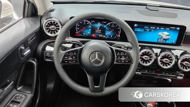 Mercedes-Benz A-Class W177 2020 Белый из Кореи, фото 3