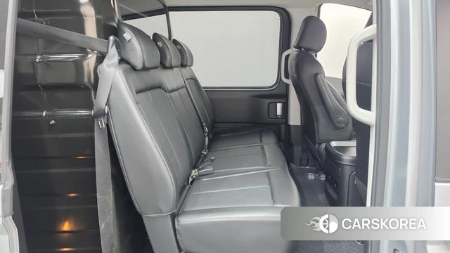 Hyundai Staria 2021 Серебристо-серый из Кореи, фото 3
