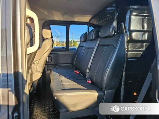 Hyundai Staria 2021 Серый из Кореи, фото 3