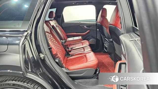 Audi SQ7 (4M) 2025 Черный из Кореи, фото 3