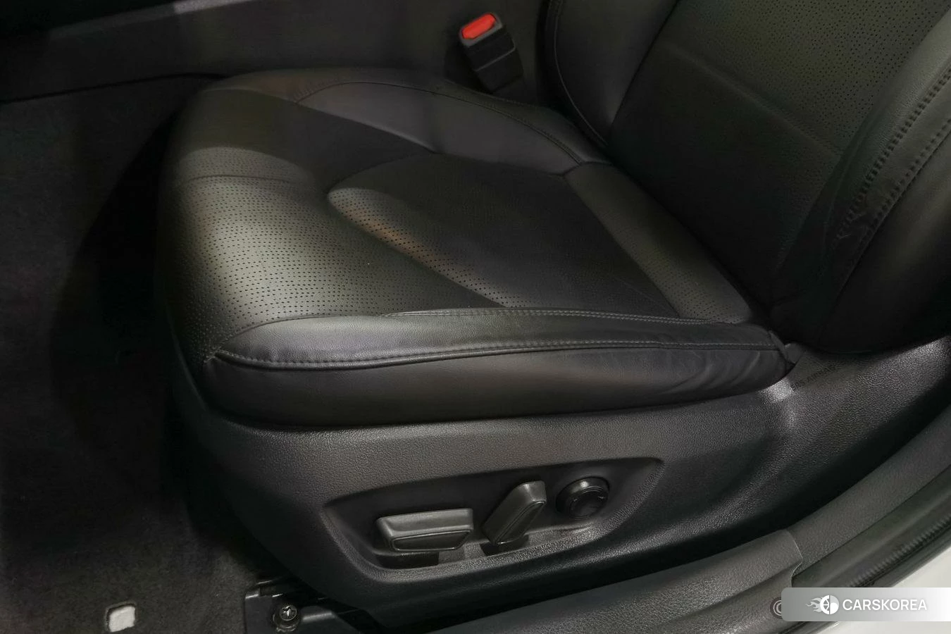 Toyota Avalon 2019 Белый из Китая, фото 3