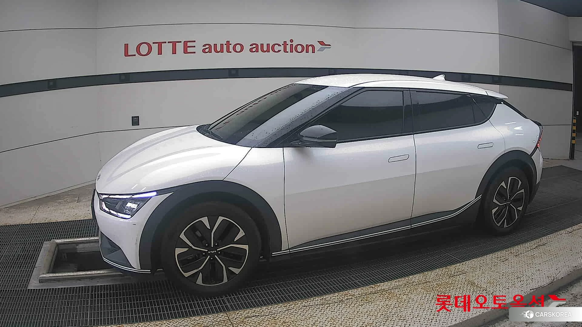 Kia EV6 2022 Белый из Кореи, фото 3