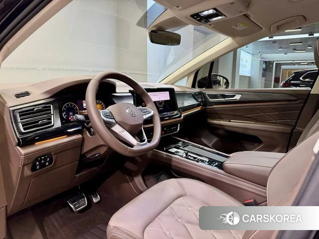 Volkswagen Viloran 2025 Черный из Китая, фото 3
