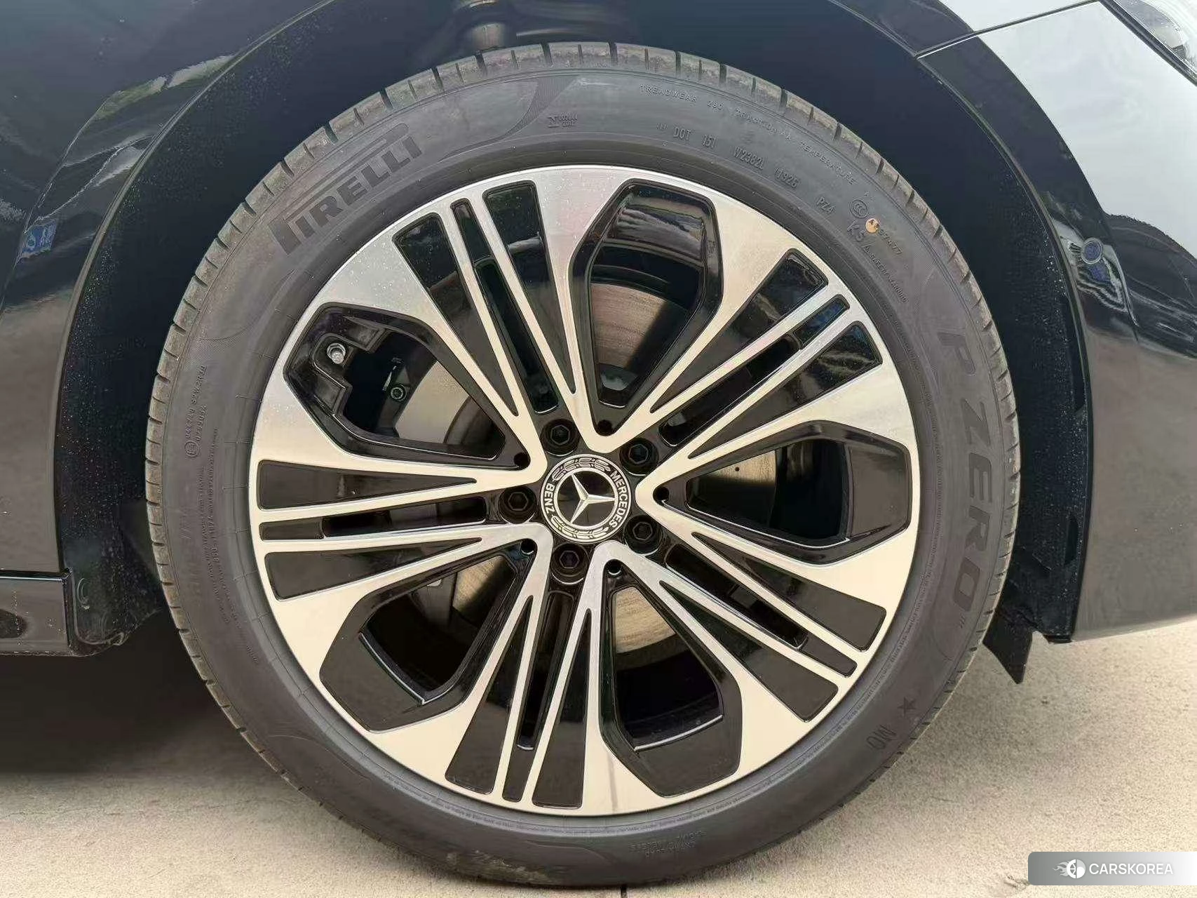Mercedes-Benz E-Class 2026 Черный из Китая, фото 3
