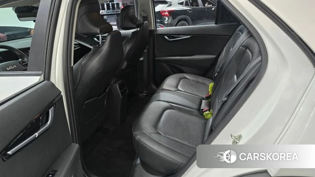 Kia Di All New Niro EV 2022 Белый из Кореи, фото 3