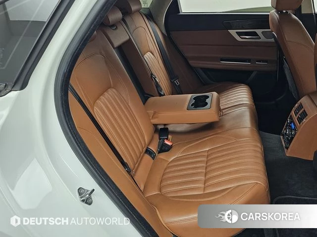 Jaguar XF (X260) 2019 Белый из Кореи, фото 3