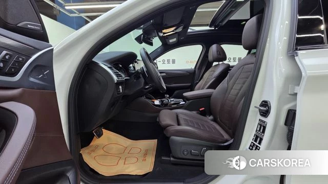 BMW X4 (G02) 2025 Белый из Кореи, фото 3