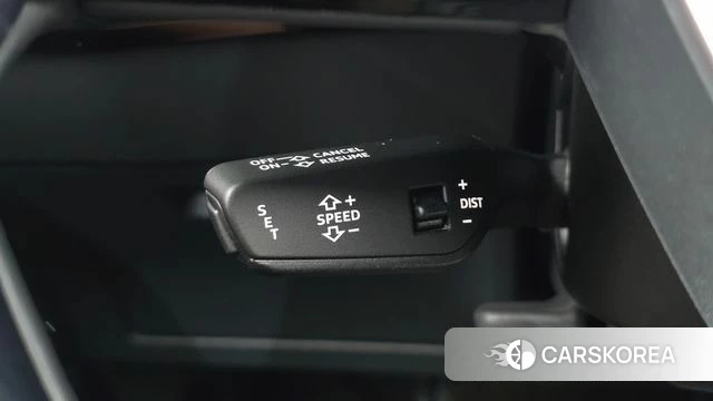 Audi e-Tron 2022 Белый из Кореи, фото 3