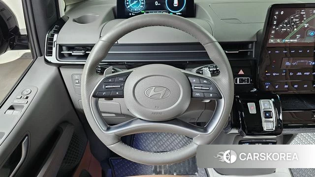 Hyundai Staria 2024 Черный из Кореи, фото 3