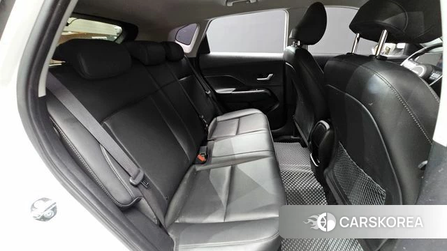 Hyundai Kona (SX2) 2023 Белый из Кореи, фото 3