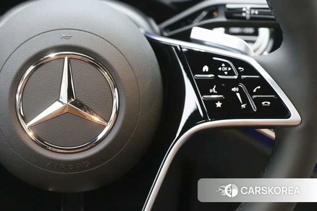 Mercedes-Benz E-Class 2026 Черный из Китая, фото 3