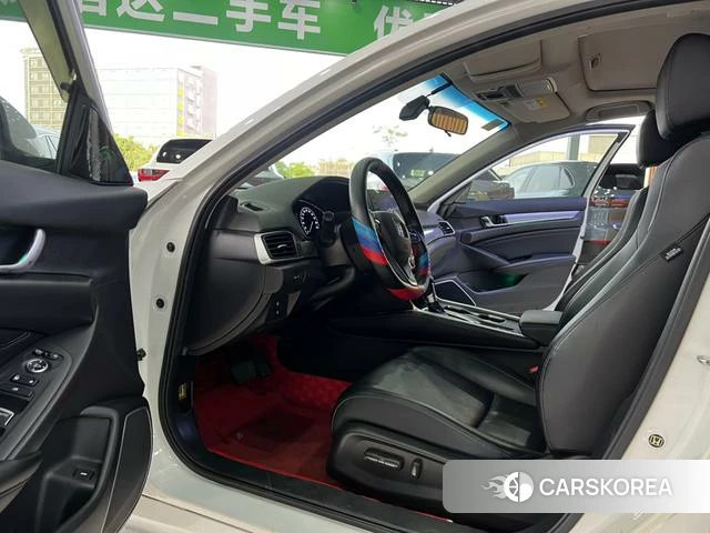 Honda Accord 2021 Белый из Китая, фото 3