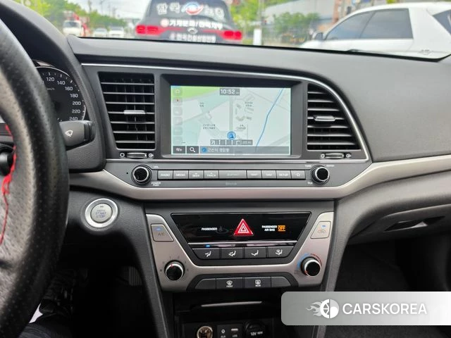 Hyundai Avante AD 2018 Белый из Кореи, фото 3