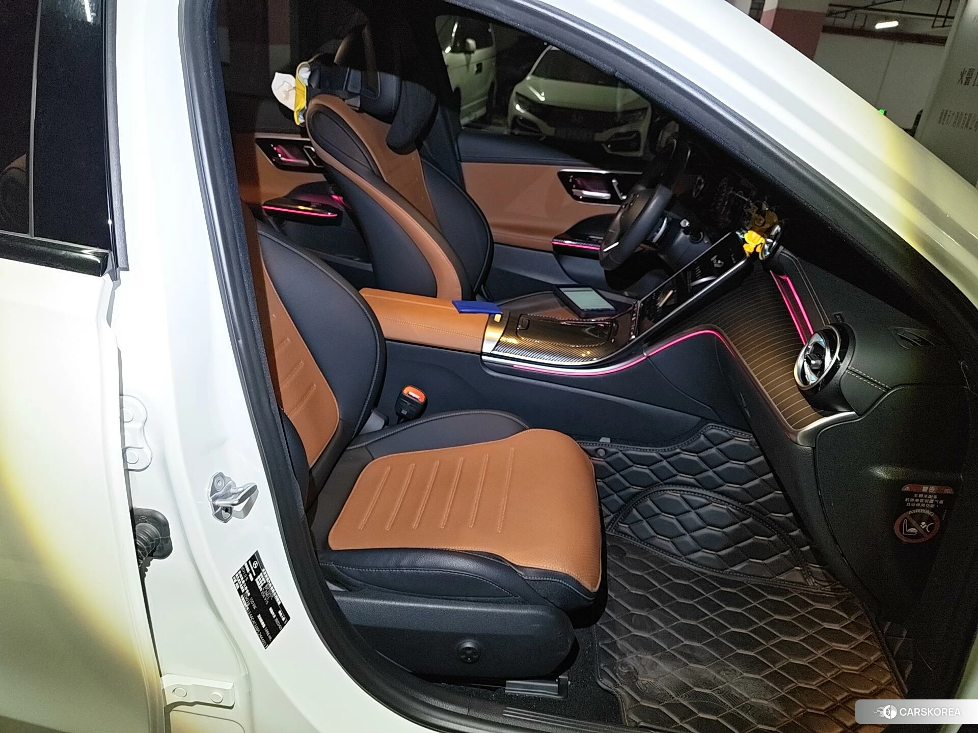 Mercedes-Benz C-class 2023 Белый из Китая, фото 3