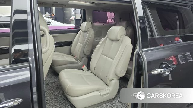 Kia The New Carnival 2019 Серый из Кореи, фото 3