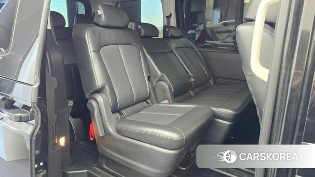 Hyundai Staria 2021 Черный из Кореи, фото 3