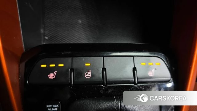 Kia Stonic 2018 Красный из Кореи, фото 3