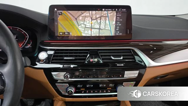 BMW 5 Series (G30) 2020 Серый из Кореи, фото 3