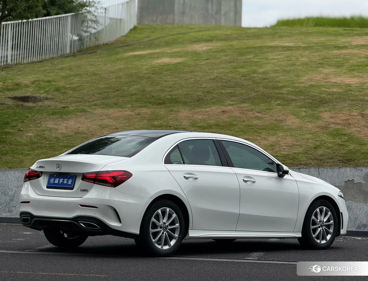 Mercedes-Benz A-Class 2021 Белый из Китая, фото 3