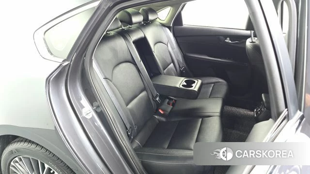 Kia The New K3 2nd generation 2022 Серый из Кореи, фото 3