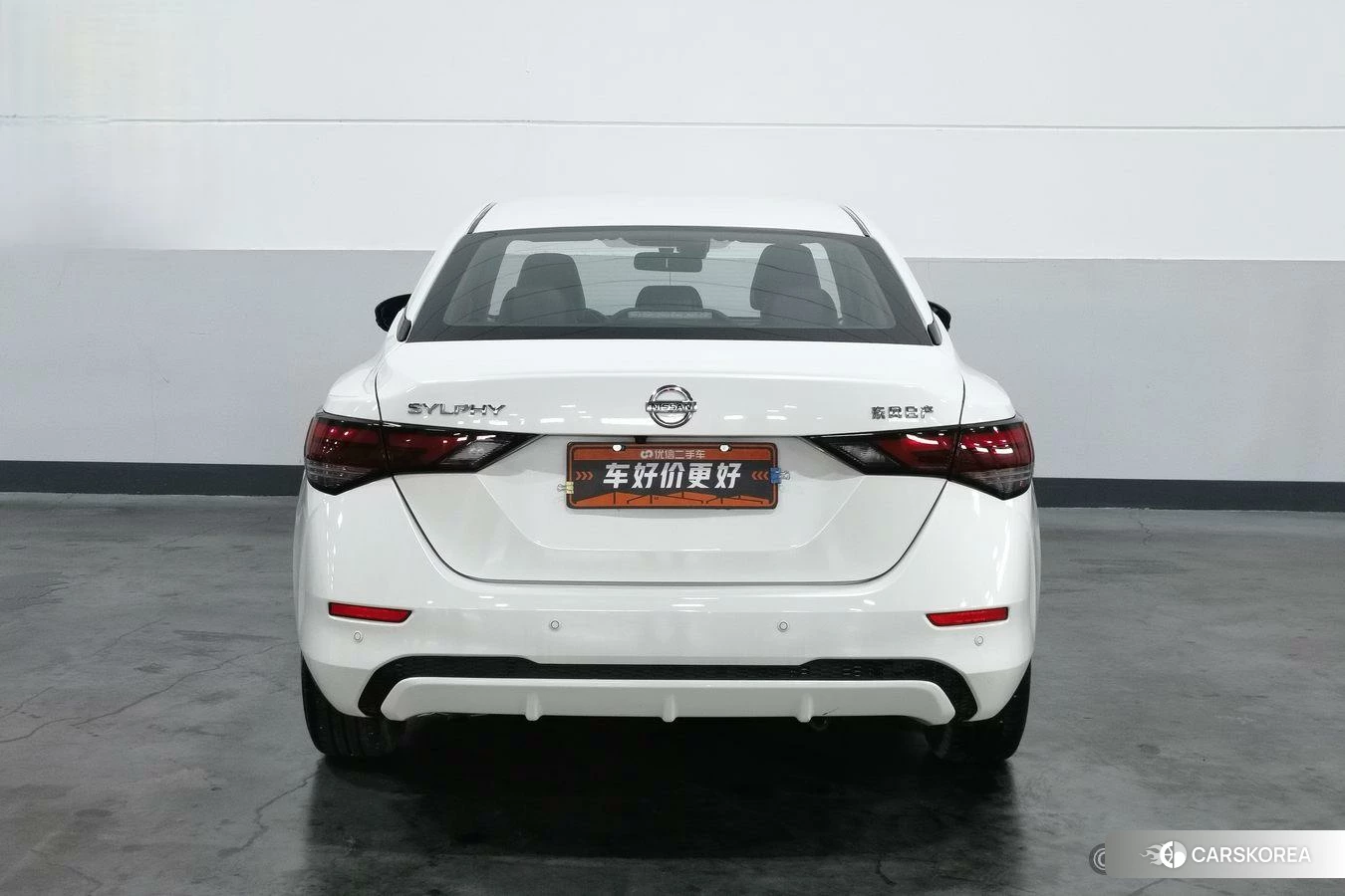Nissan Sylphy 2021 Белый из Китая, фото 3