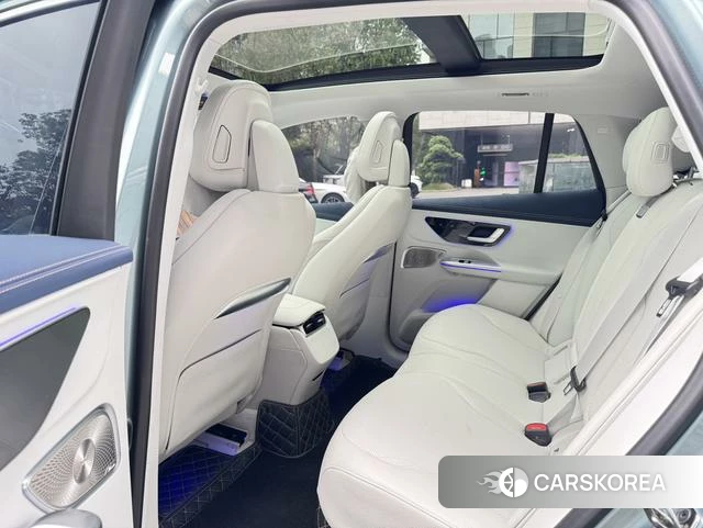Mercedes-Benz EQE 2024 Зеленый из Китая, фото 3