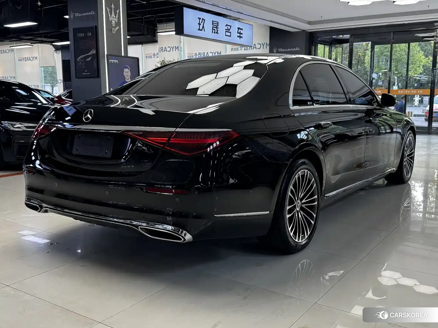 Mercedes-Benz S-Class 2025 Черный из Китая, фото 3