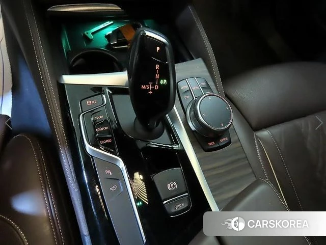 BMW 5 Series (G30) 2020 Черный из Кореи, фото 3